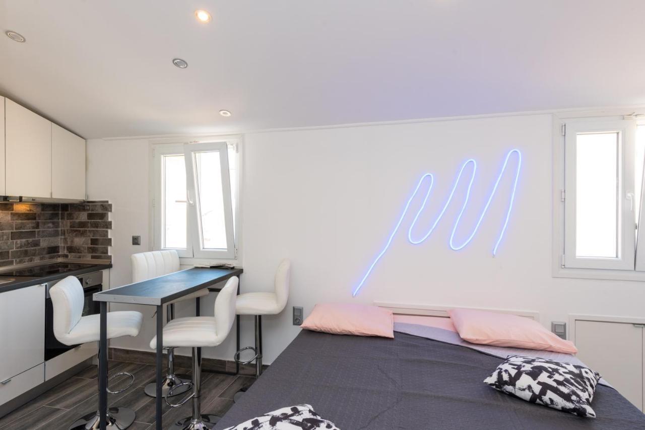 Corfu Downtown Suites מראה חיצוני תמונה